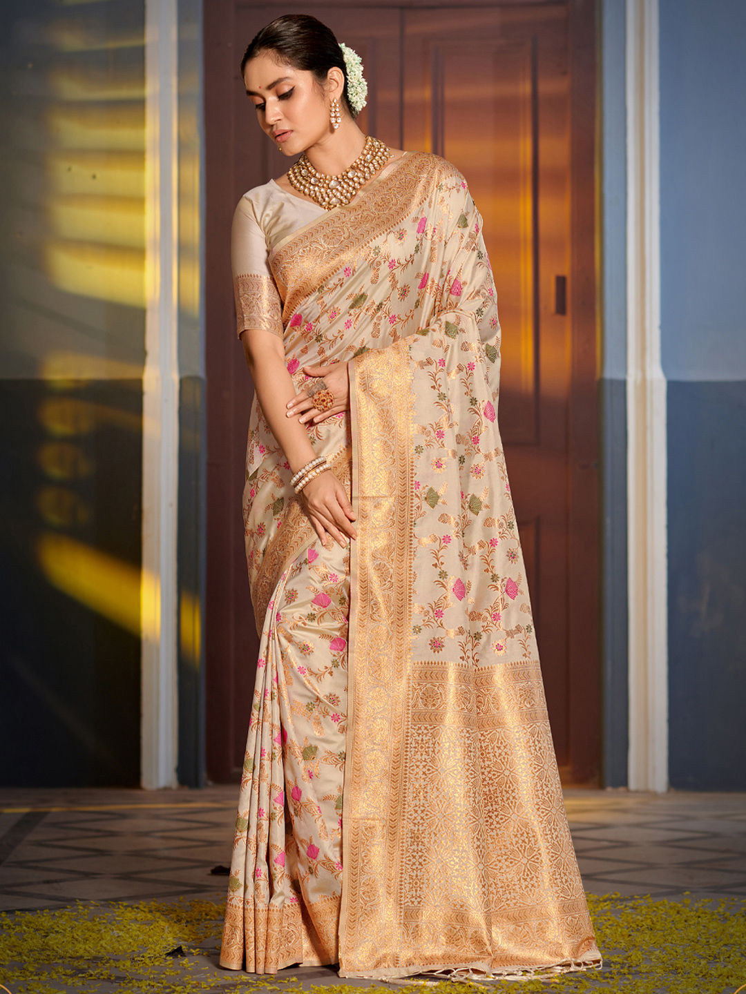 Diwali 2025 Fashion Trends: Top Ethnic Wear Styles To Try