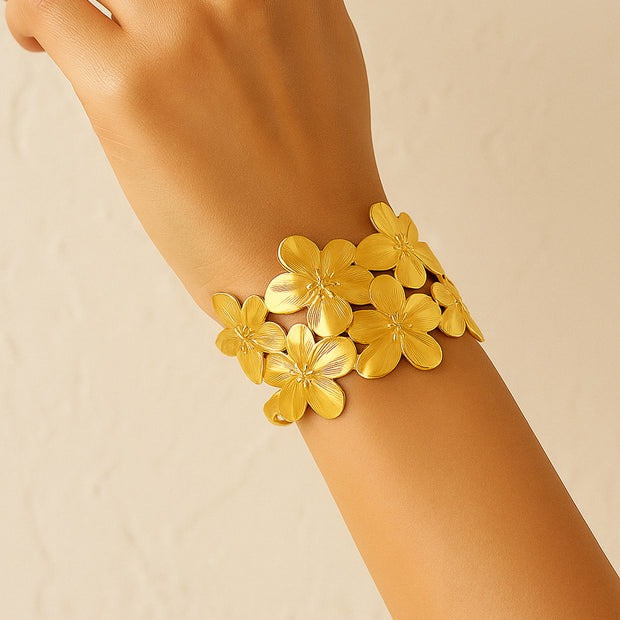 Cuff bracelet Profile Picture