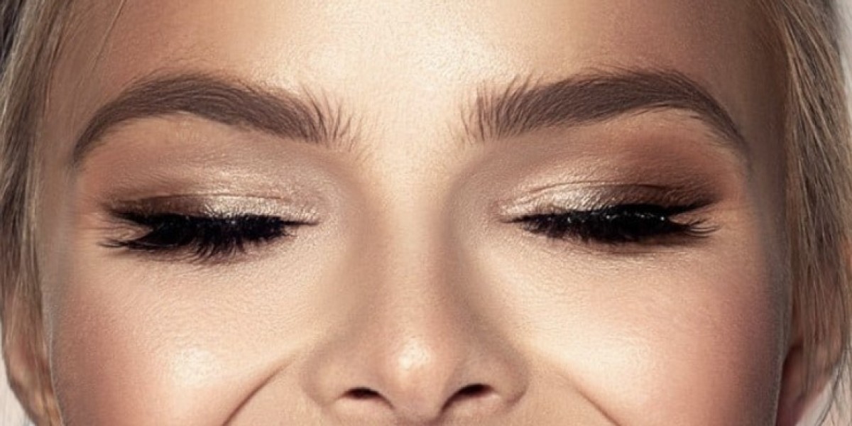 Schönheitsklinik Zürich – Lippenaufspritzen für natürliche Ausdruckskraft