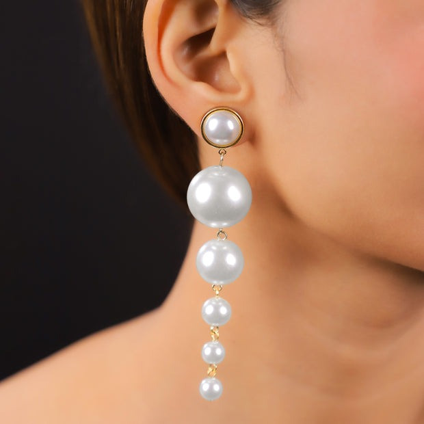 women earrings Profile Picture