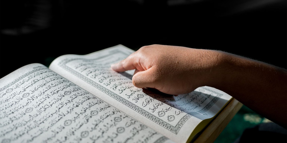 Memorize the Quran with Structured Guidance and Expert Support