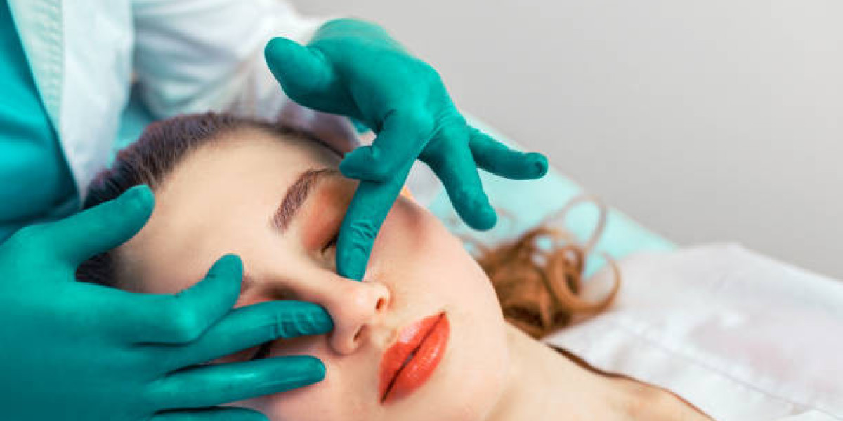 Teen Rhinoplasty Guide: When Is It Safe and Beneficial?