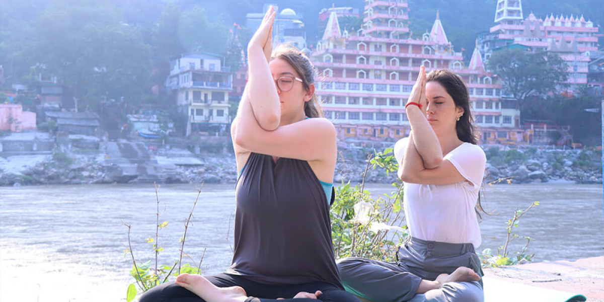 Start Your Wellness Journey with a Detox Retreat in Rishikesh