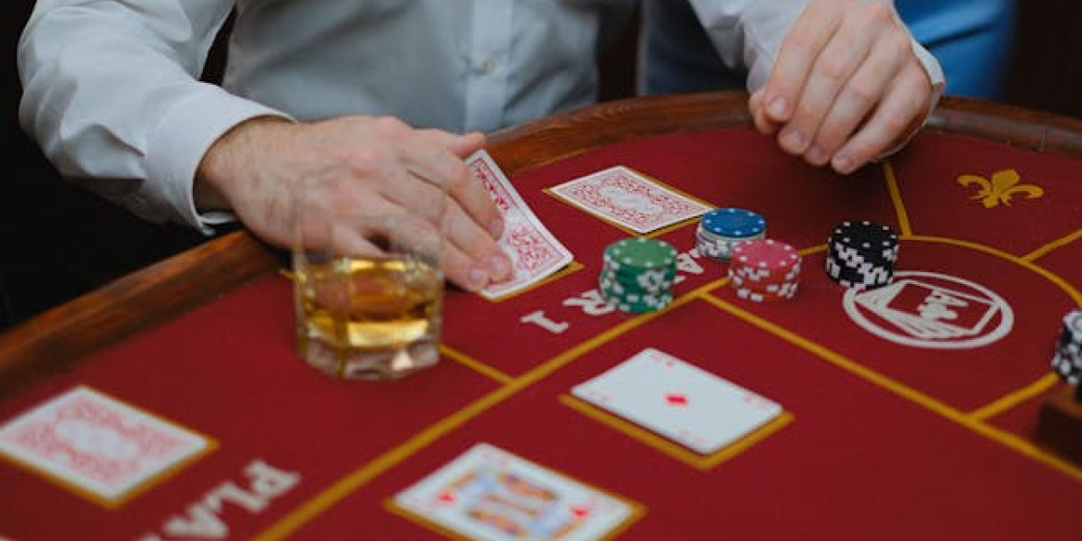 La evolución de los métodos de pago en los casinos en línea: Tendencias y predicciones sobre la adopción de criptomoneda