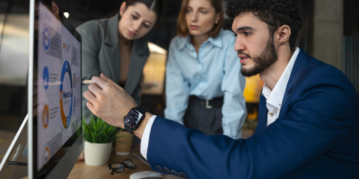 How a Skilled Web Designer in Dubai Enhances User Experience?