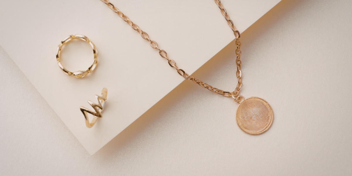 Accessoires Marke: Die Kunst, Stil mit Details zu perfektionieren