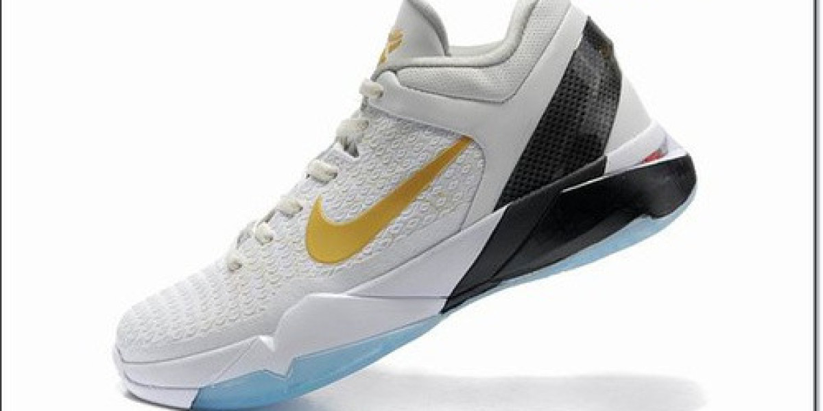 รวมรองเท้าสายสปอร์ตและสตรีทจาก Adidas และ Nike ที่ต้องมีในปีนี้