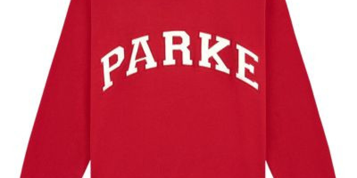 Parke Sweatshirt Outfit Ideas For Cold Days