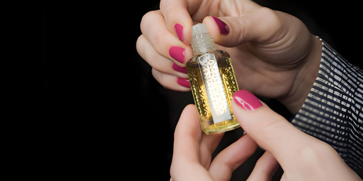 Premium Ladies Oud Perfume UK – Perfect Fragrance for Women