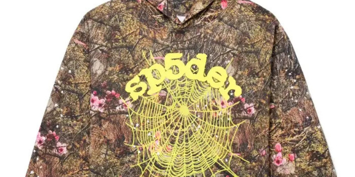 Sp5der Hoodie Clothing: The Streetwear Brand Dominating the USA Fashion Scene in 2026