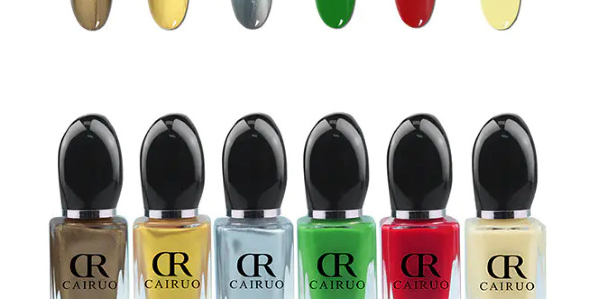 The Secret to Perfect Gitter Nail Polish Application