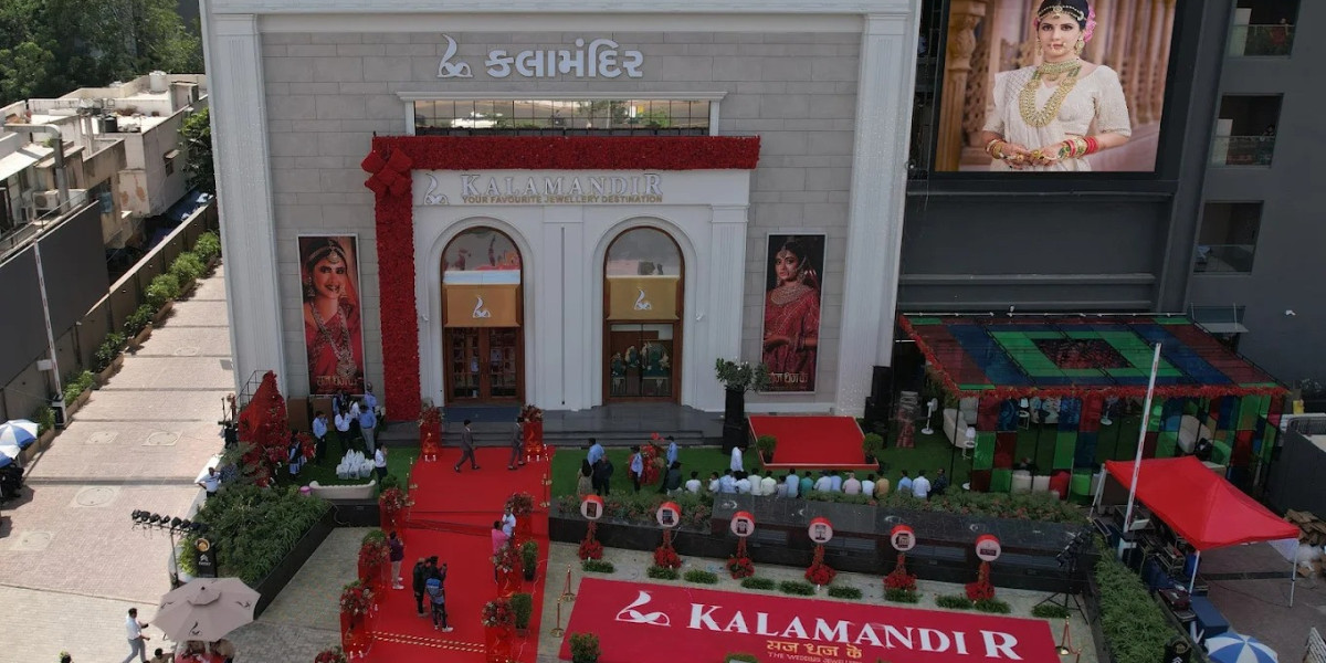 Best Jewellers in Ahmedabad – Premium Gold, Diamond & Bridal Jewellery Store