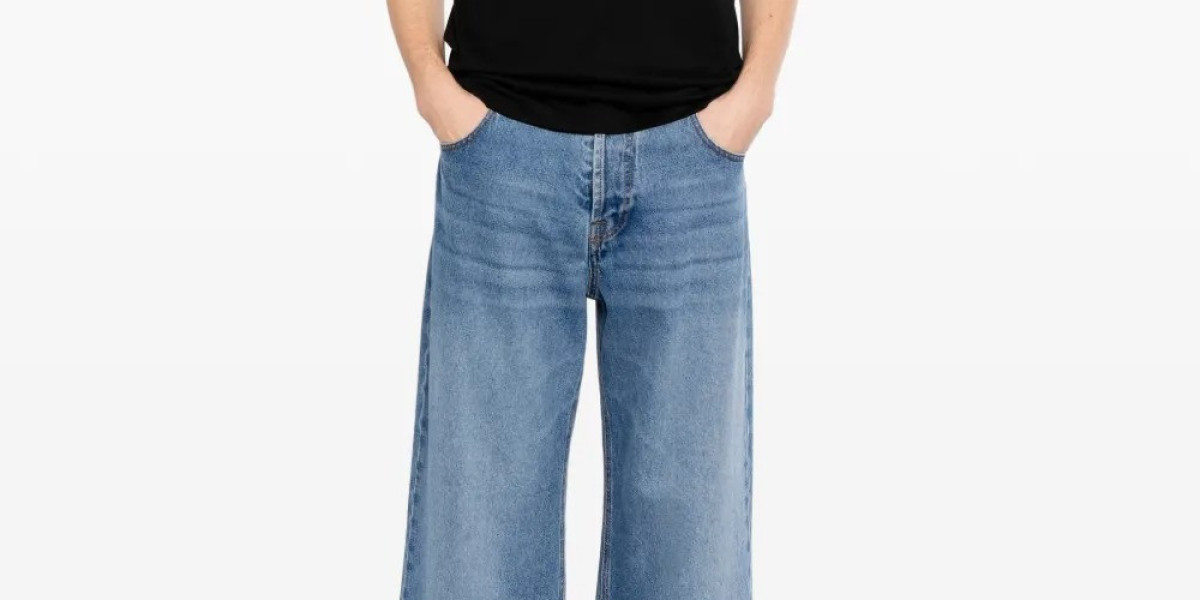 Balmain T Shirt: 7 Powerful Reasons It’s Dominating 2026 Urban Fashion