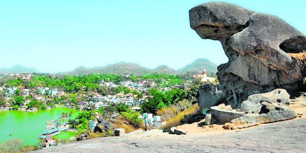 Summer in Rajasthan: Discover Udaipur and Mount Abu