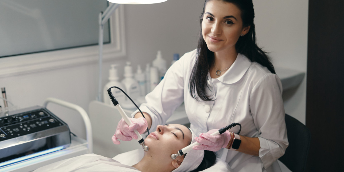 Why Consider Laser Mole Removal in Dubai?