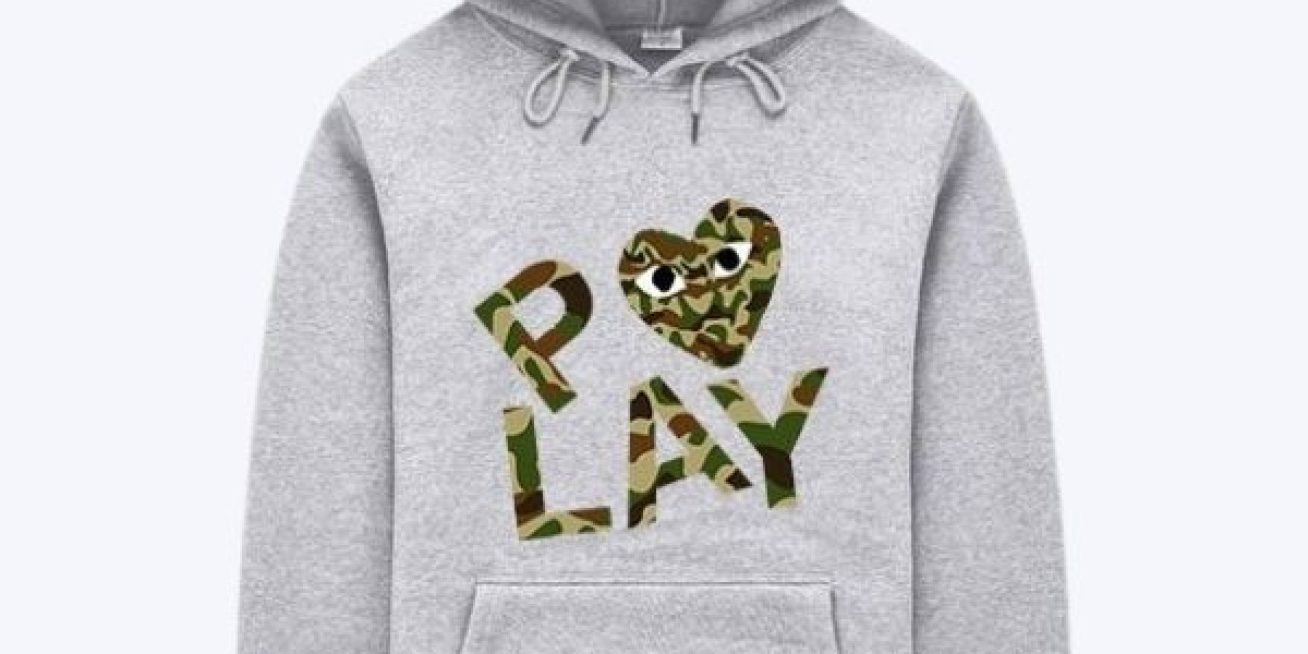Saint Vanity Hoodie: A Fresh Streetwear Choice for Everyday Style.