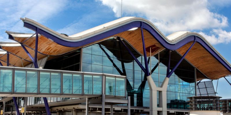 Ryanair Adolfo Suarez Madrid Barajas Airport Terminal - MAD 1-844-780-1718