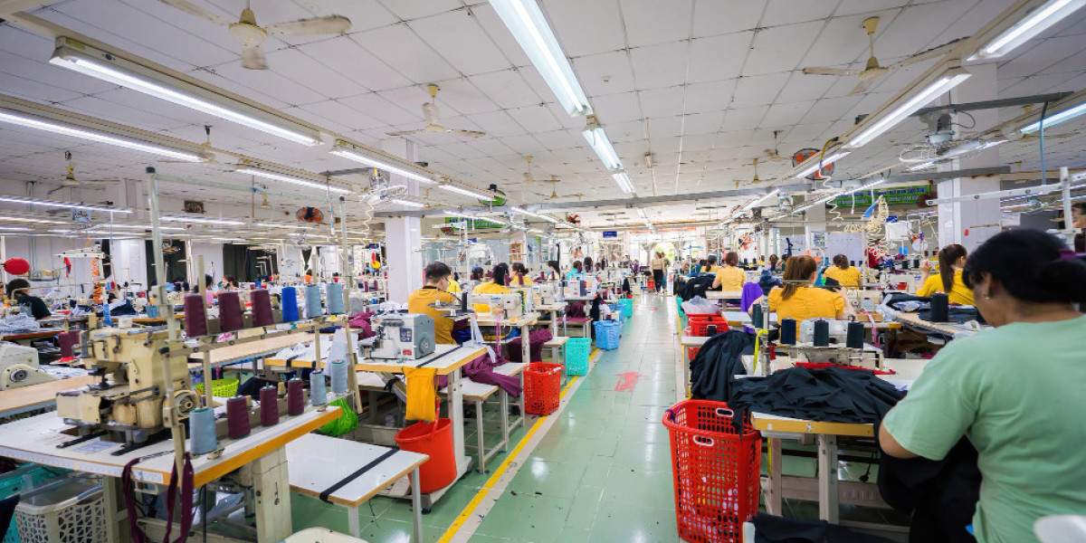 What to Consider Before Choosing a Bulk Fabric Supplier in Miami, Florida