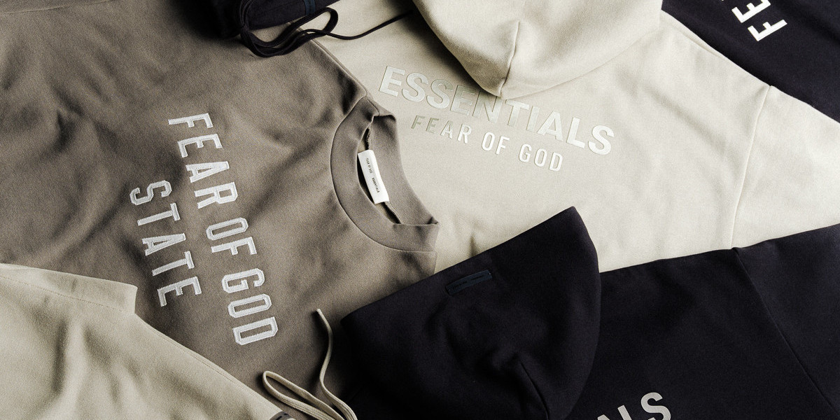 Essentials Clothing Guide: From Hoodies to Shorts