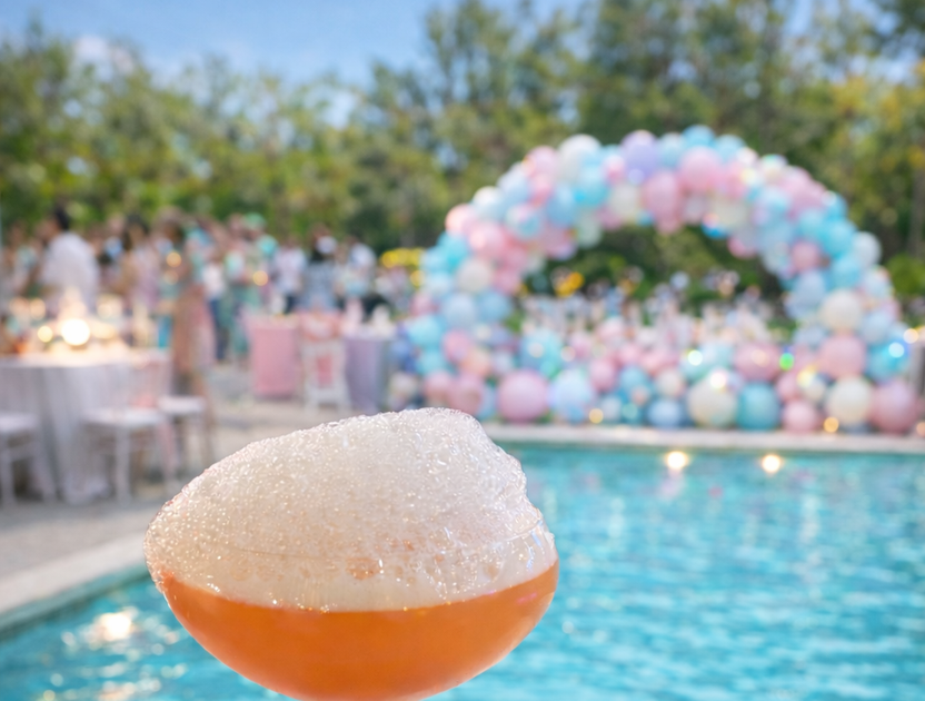 Top Reasons to Choose Glassware Rental for Party Events This Spring