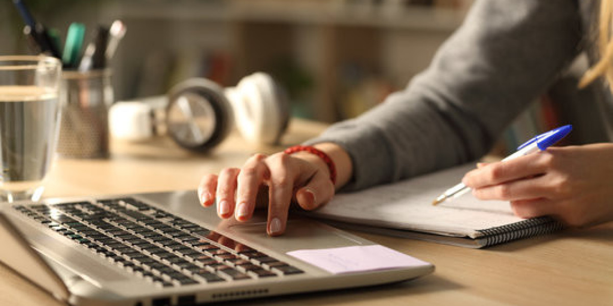 Why Students Struggle With Time Management in Online Tests