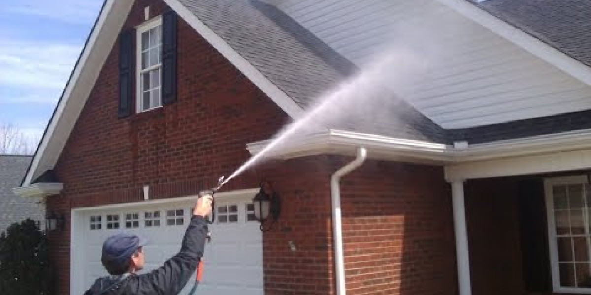 Professional Pressure Washing Service for Homes & Businesses