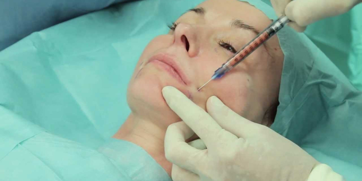 The Growing Demand for Fat Transfer Surgery in Dubai: Why More People Are Choosing Natural Enhancement