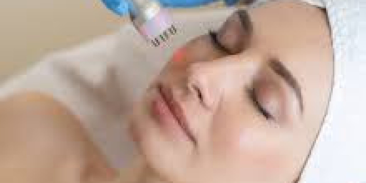 Endolift Dubai for Jawline and Neck Contouring Without Surgery