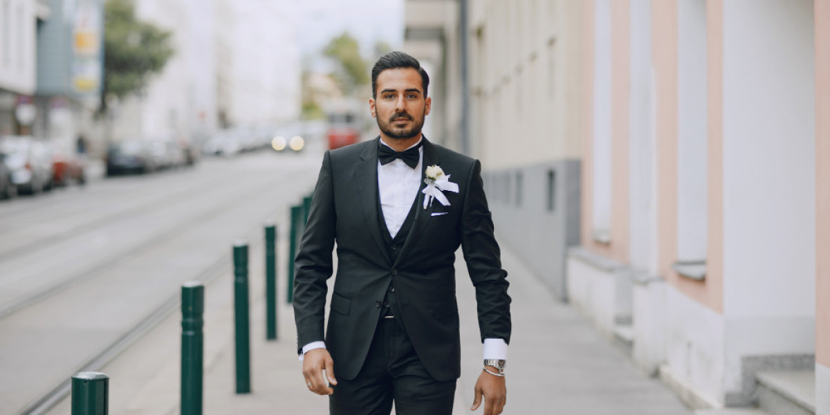 Wedding Suits Made Simple: A Groom's Complete Guide to Style and Fit