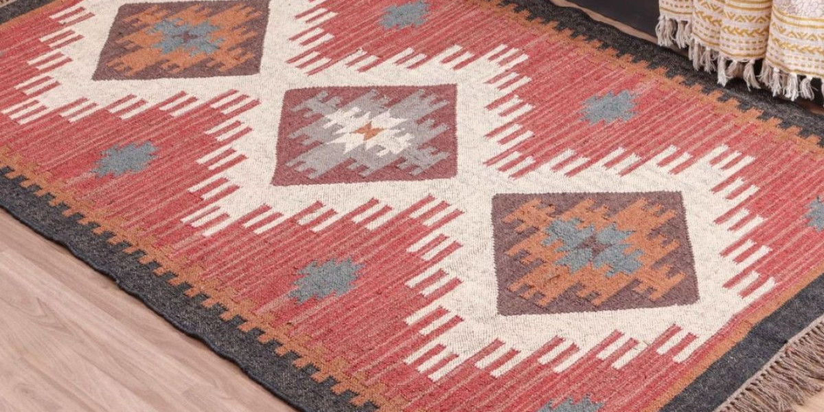 Why Are Kilim Rugs in Washington the Perfect Choice for Homes?