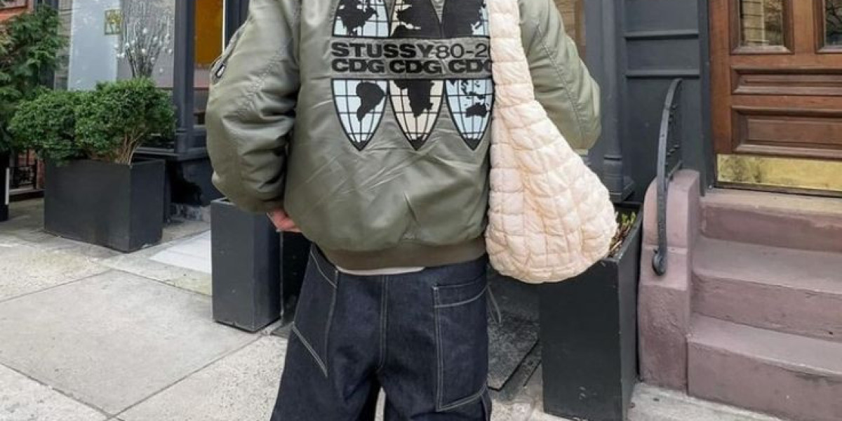 Comme des Garçons Streetwear Fashion for Every Season