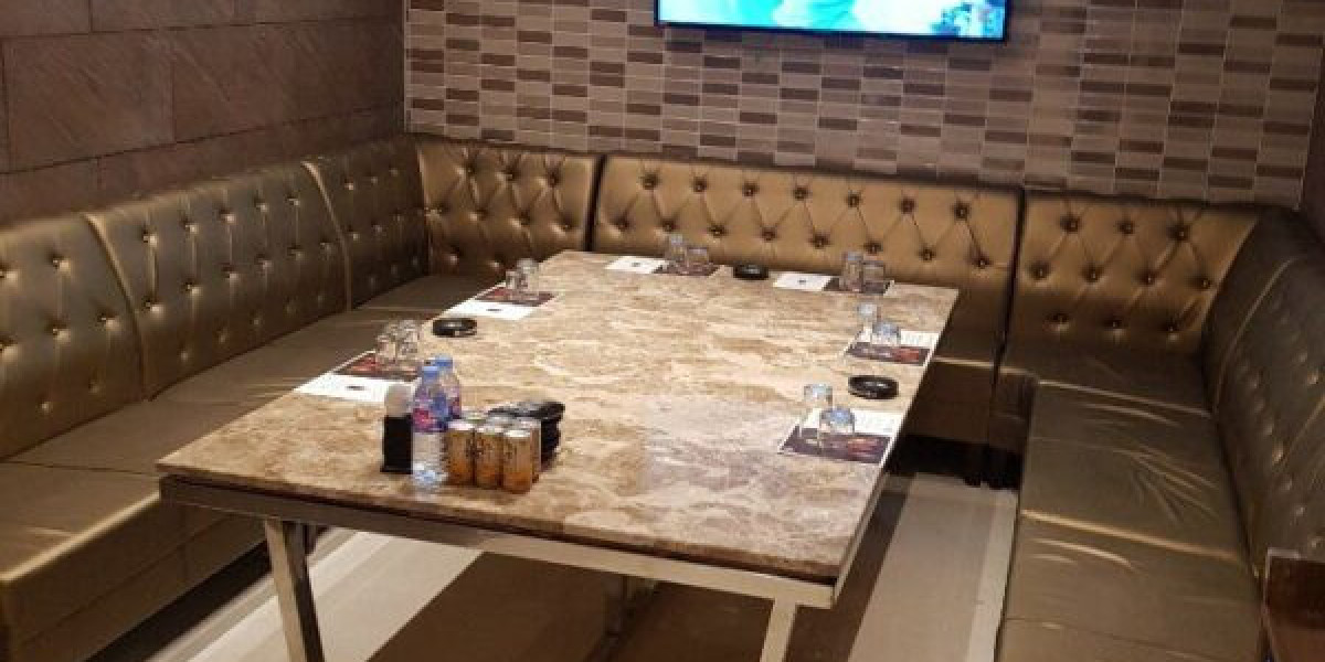 강남구 구구단 쩜오 노래방 문화와 한국 대도시 유흥 산업의 구조적 이해 및 현대적 변화에 대한 심층 분석 보고