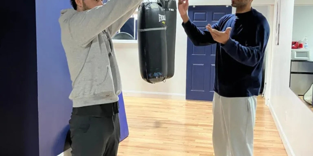 Manhattan Personal Boxing Trainer – Book a Trial Session with Central Park Boxing